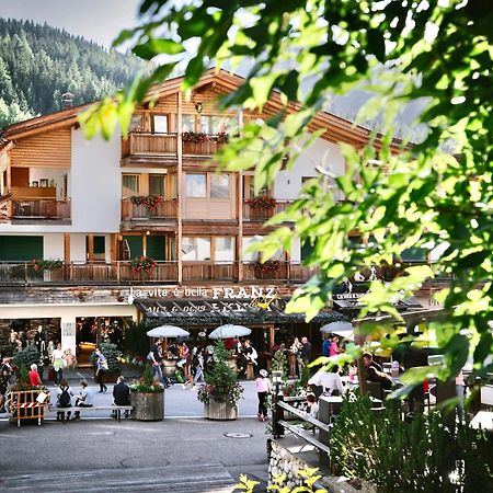 Apartments Da La Vedla Flats San Cassiano  Exteriör bild